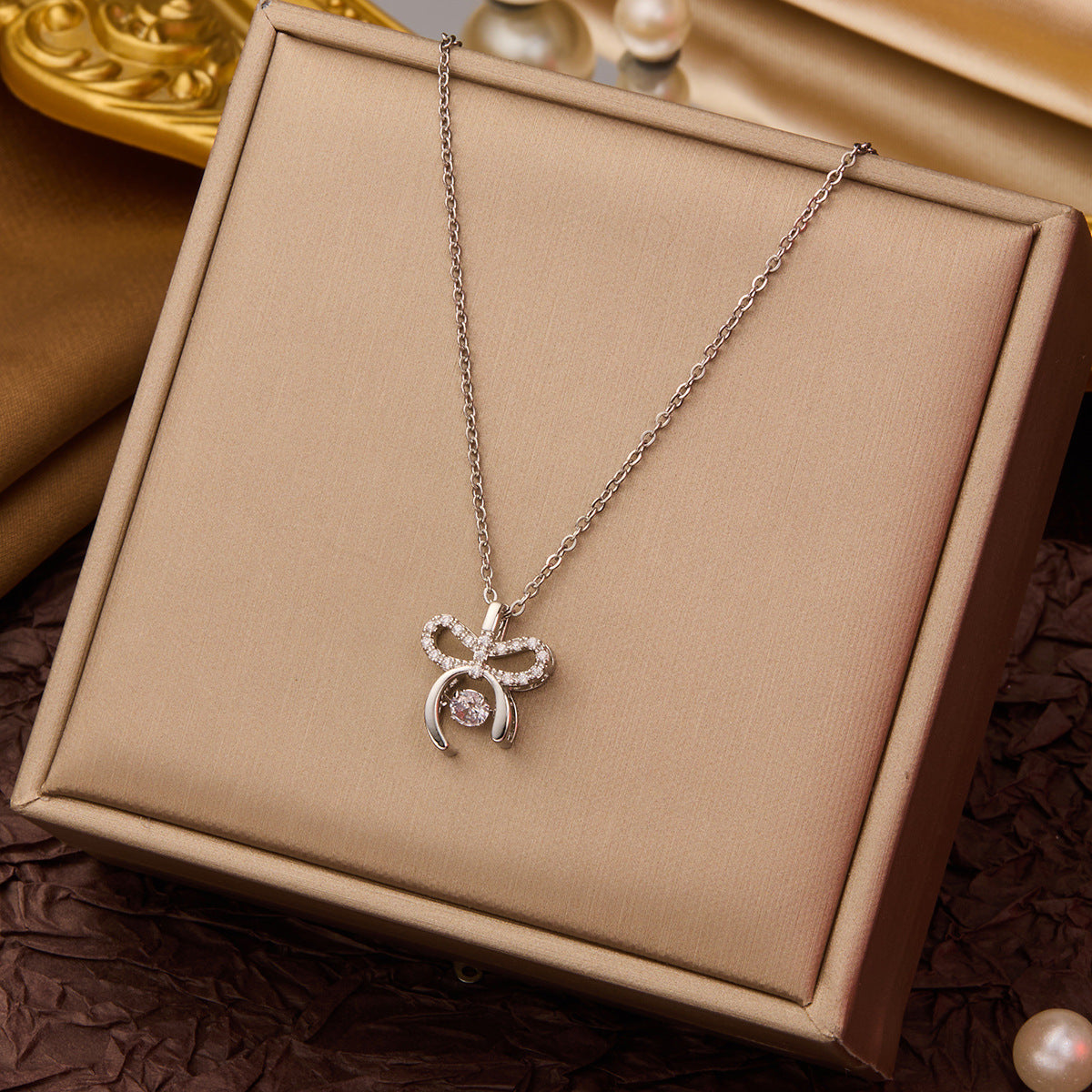 Pulsatile Heart Bow-Silver necklace